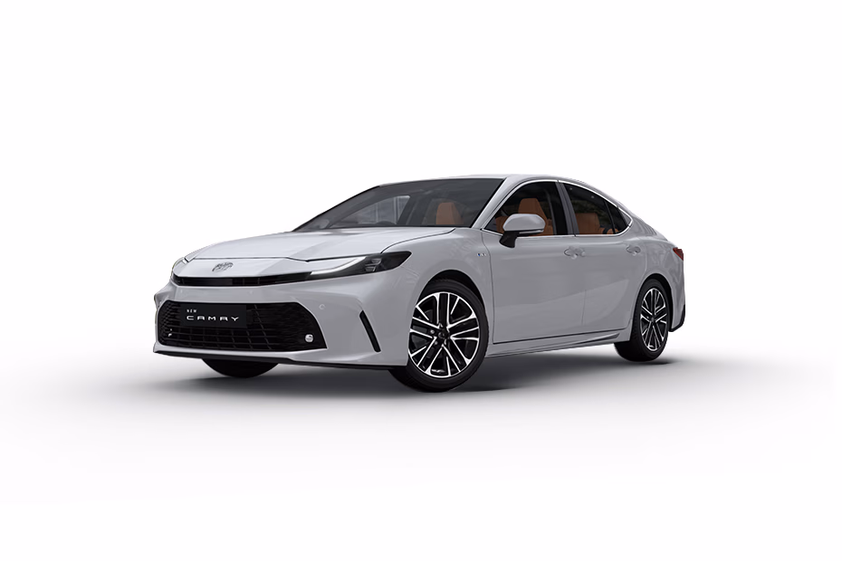 Toyota Camry in Platinum White Pearl